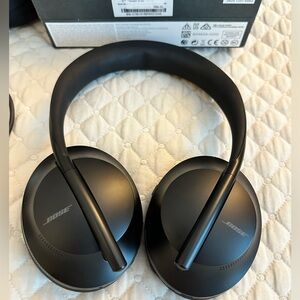Bose Black Wireless Headphones